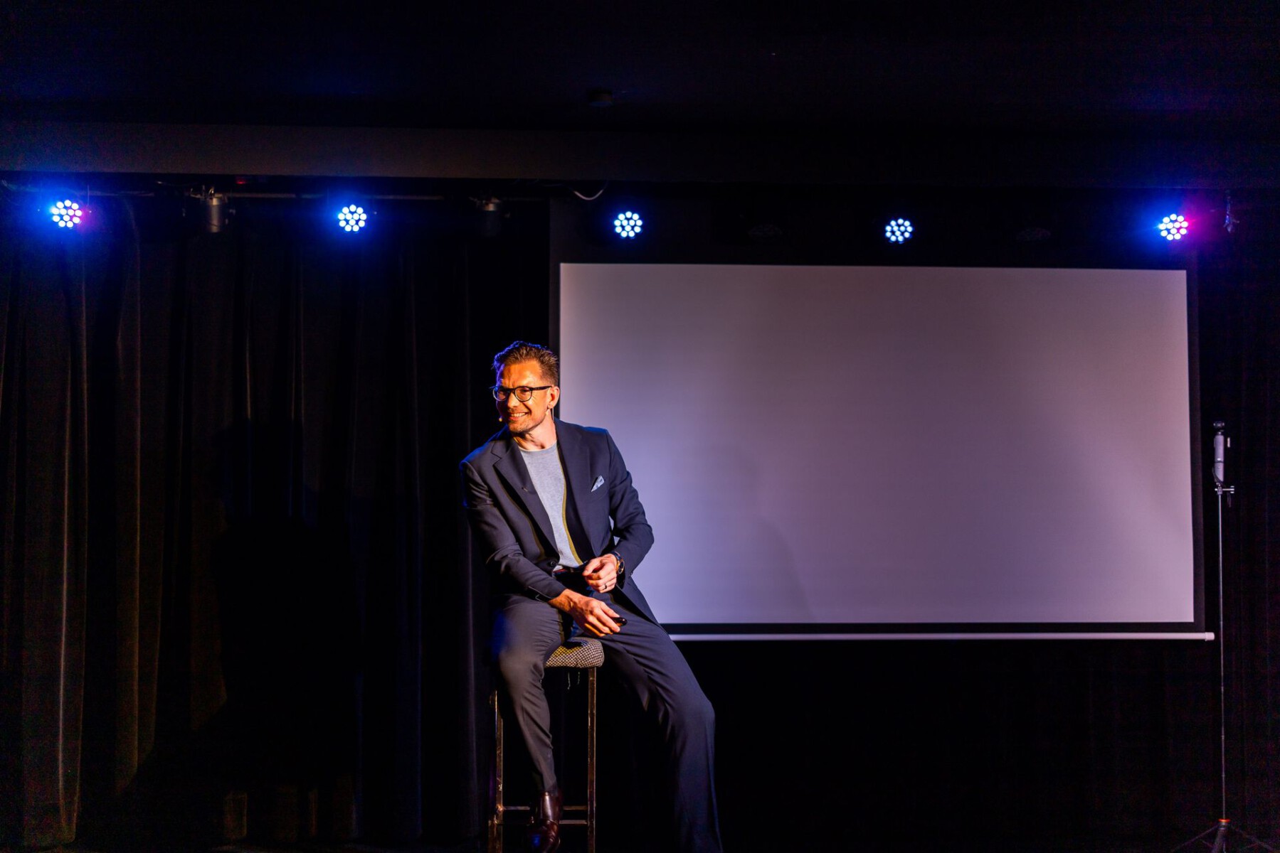 Keynote Gewinn ohne Kampf – Falko Nowak auf der Bühne