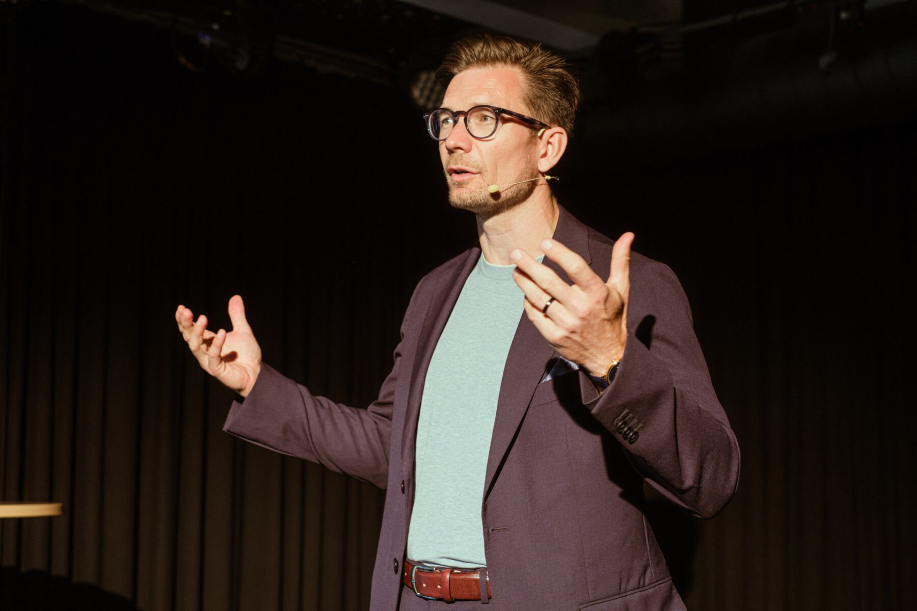 Falko Nowak live auf der Bühne